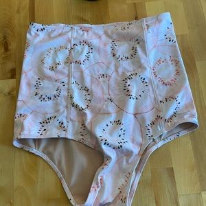 Kortni Jeane extended high waist bottoms